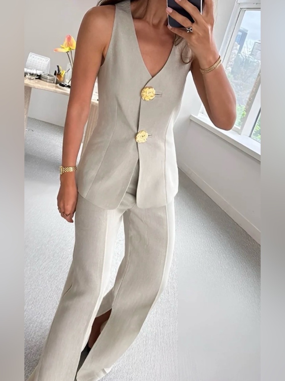 Commense Button Split Sleeveless top